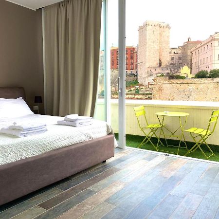 קליארי Vista Suites - Piazza Yenne מראה חיצוני תמונה