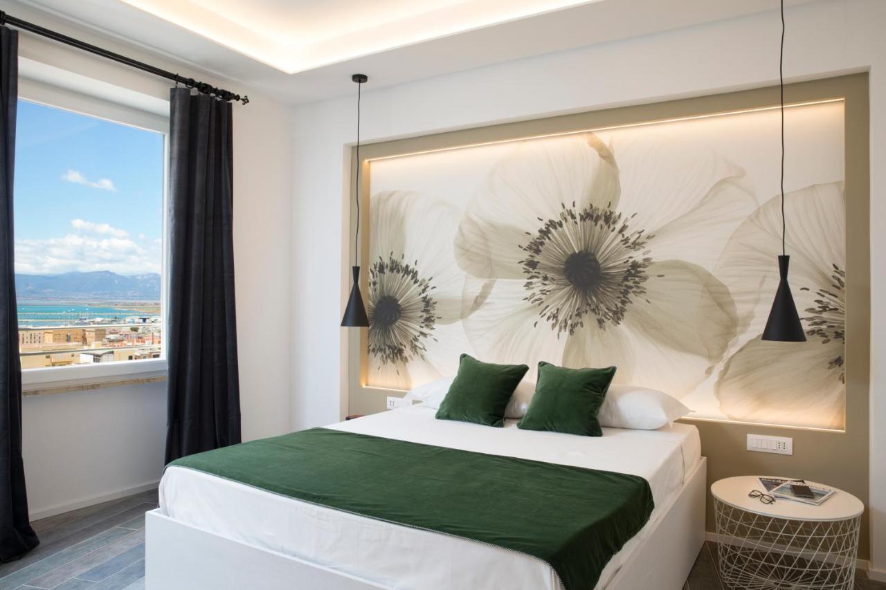קליארי Vista Suites - Piazza Yenne מראה חיצוני תמונה