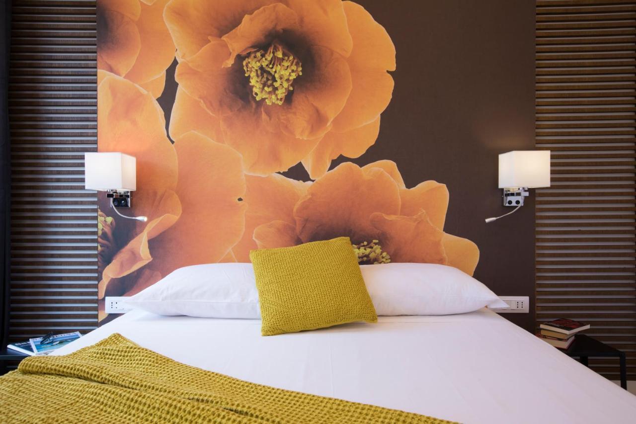 קליארי Vista Suites - Piazza Yenne מראה חיצוני תמונה