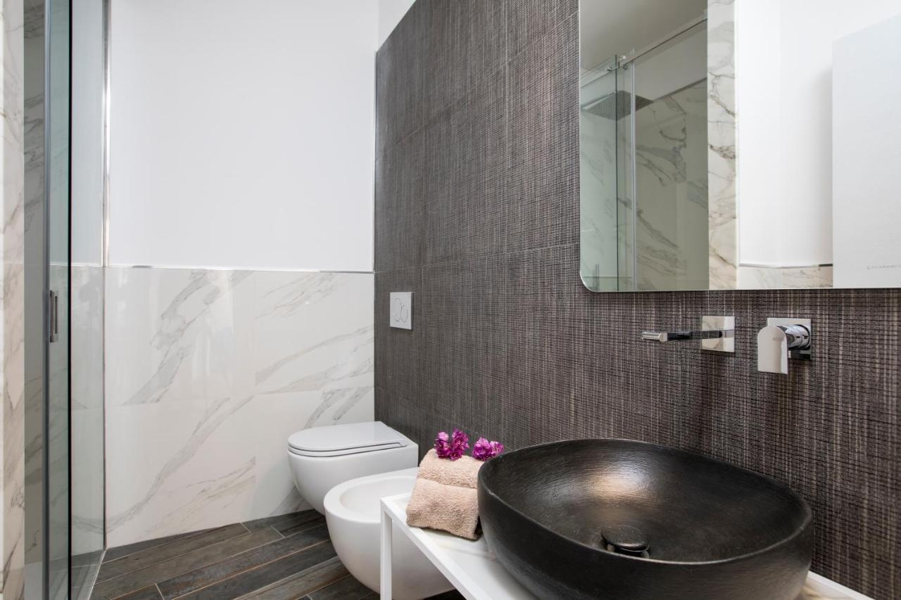 קליארי Vista Suites - Piazza Yenne מראה חיצוני תמונה